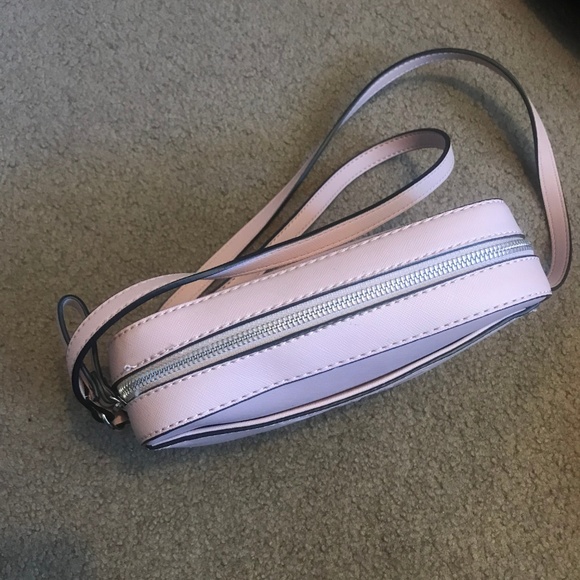 Guess Rigden camera bag - Picture 2 of 3